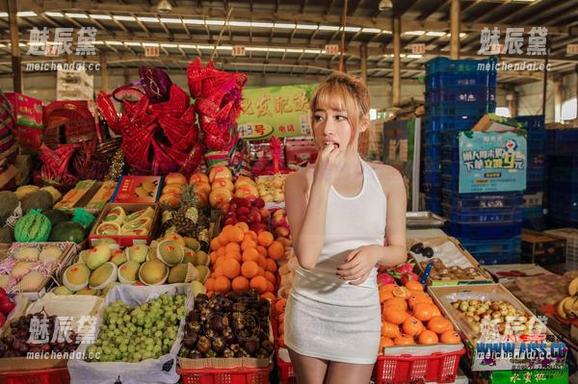 AISS爱丝(黄金版) - 私拍记忆：西雅的女骑士时刻，每张图片都充满惊喜！