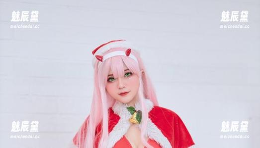 资源指南：Azami的MartiniDress，优雅与捉弄的完美结合