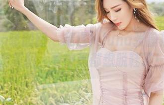Feilin嗲囡囡 – 精选！luna张静燕的裸足美图，看得我都想脱鞋了！