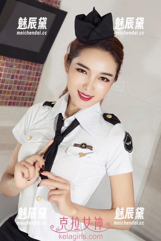 KelaGirls克拉女神-依依 KelaGirls克拉女神 - 依依的最新美腿套图,仿佛每一条腿都有自己的故事!