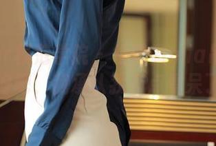 MFStar模范学院 – 徐微微mia吊带写真：好吧，我承认我有点看呆了。