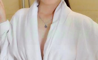 PANS写真 – 梦楠的泳池时光：从原图到图集，水花飞溅的美好瞬间。