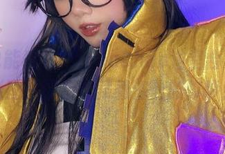 洗澡也能秀？PoppaChan浴室合集：每张图片背后都藏着浴盐的故事！