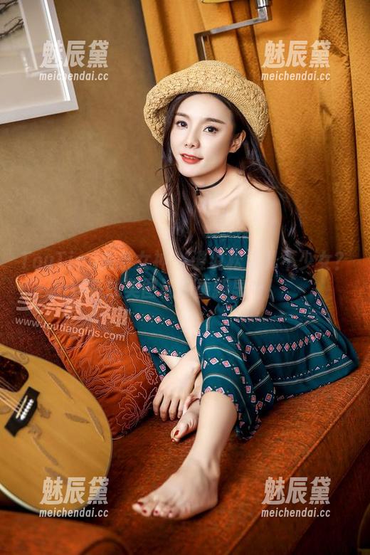 TouTiao头条女神 - 谁说松果儿不少女？在线美图让你重新思考！