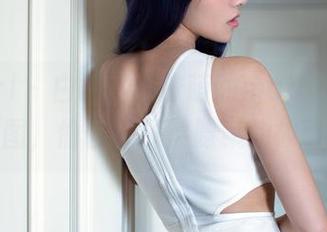 TuiGirl – 白色，王依萌的magic：全集原图，偷偷打探那隐藏的故事。