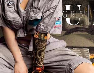 UGirls尤果网 – 看！尤娜娜的棉袜图集，完美展现了日常的些许慵懒。