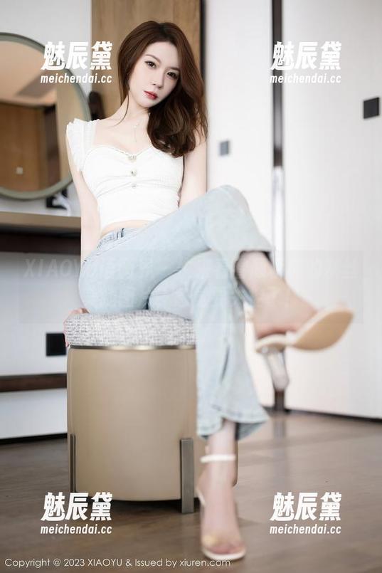 XIAOYU语画界-顾桥楠 XIAOYU语画界 - 快来看看顾桥楠的灰丝美腿图片,感觉要失控了!