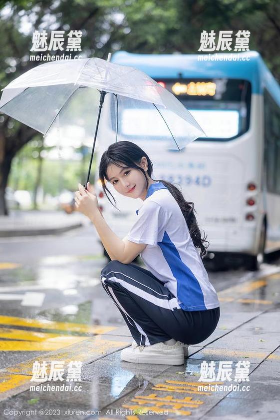 Xiuren秀人网 - 美图不是全部，久久aimee和她的眼镜教会我无圣光的魅力。