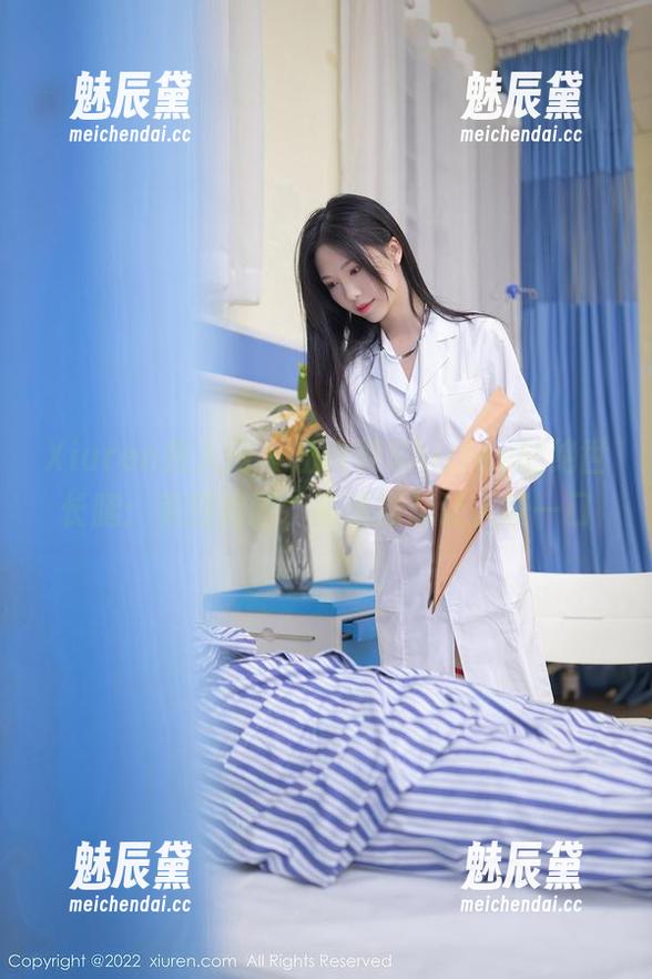 Xiuren秀人网 - 伍晓丽Shirley的绝世长腿：美图如画，高清到想让人咬一口
