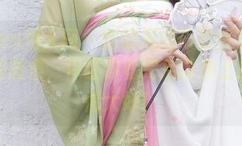 Xiuren秀人网 – 定制周周不吃香菜的甜心瞬间图集，保证你看完后嘴角上扬、心情大好！