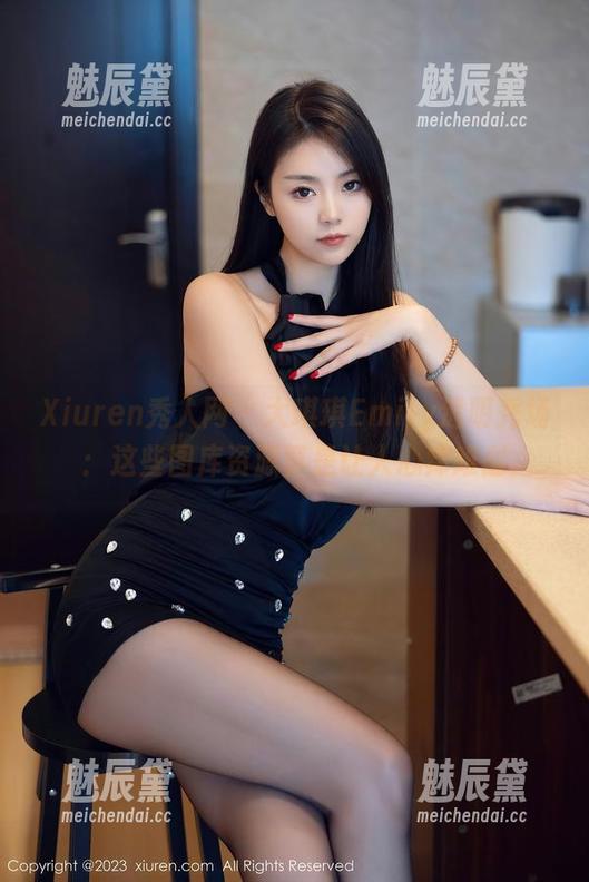 Xiuren秀人网 - 大琪琪Emily透明秀场：这些图库资源真是让人心痒难耐