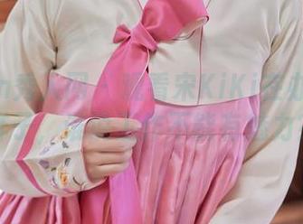 Xiuren秀人网 – 观看宋KiKi在办公室的样子，谁说工作不能有魅力？