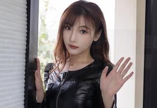 Xiuren秀人网 – 透明感十足！熊吖BOBO定制图集，让你目不转睛