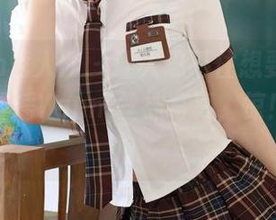 Xiuren秀人网 – 让人忍不住想要‘拿捏’的王馨瑶Yanni丝袜写真，惊！太美了！