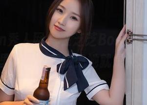 Xiuren秀人网 – 在芝芝Booty的镂空高清合集里，越看越觉得她就是灵魂画手！