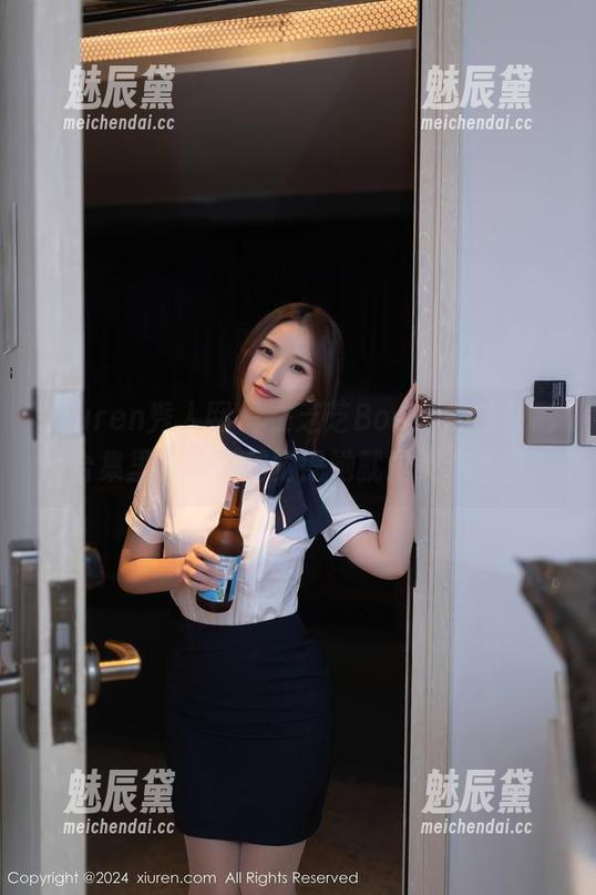 Xiuren秀人网 - 在芝芝Booty的镂空高清合集里，越看越觉得她就是灵魂画手！