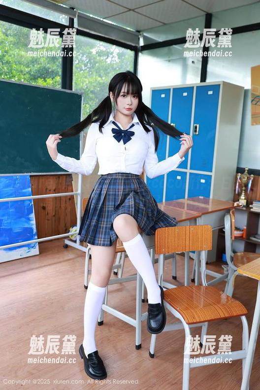 Xiuren秀人网 - 赵惟依coco新作：白丝写真，简单直接却又让人心痒痒