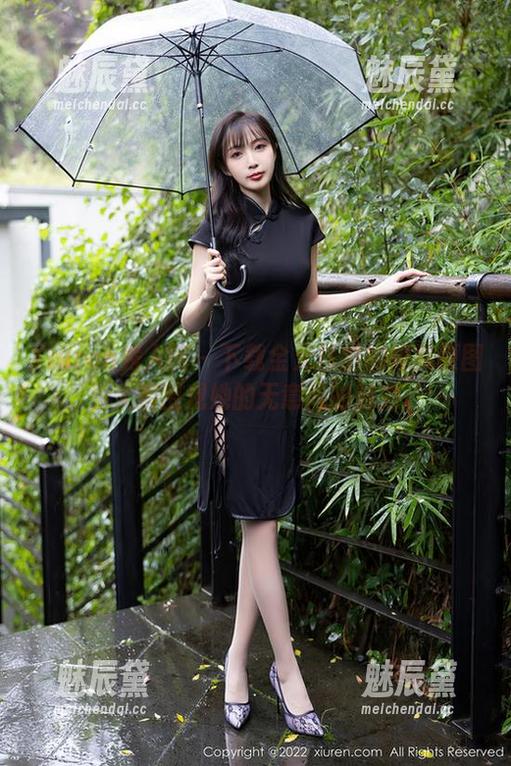Xiuren秀人网 - 下载金允珍呐的短裤原图，大胆围观她的无意间的魅力。