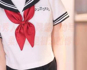Xiuren秀人网 – 顾楚楚的写真作品，温柔得像是初恋的悸动