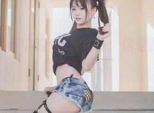 水手服黑丝中的Yoko宅夏：这是我对夏天的奇妙分享