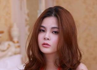 YouWu尤物馆 – 在俞公主的少女图集中，时光仿佛停留了，哇，好奇妙！