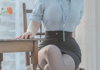 空姐Zzyuri，原图带你飞向不一样的高度，图集里妙趣横生！