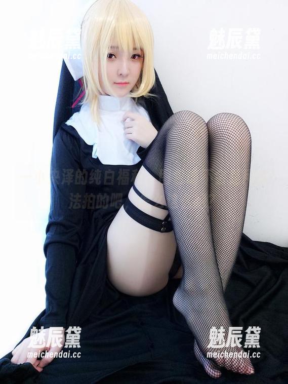 一小央泽的纯白福利，图包该不会是用魔法拍的吧，怎么这么绝？