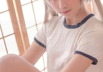 想知道九曲Jean的黑丝美图里，藏着多少个小故事吗？但别太认真哦。