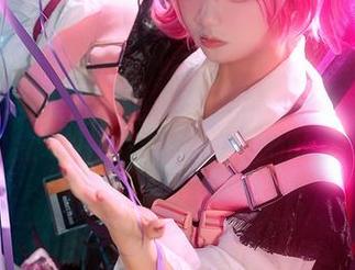 图集传送门：伊喵_Master和萝贝莉雅的写真，让你看完想学她的撅嘴！