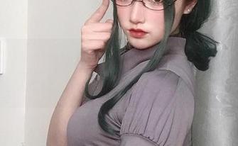 灰色护士？这套你十七鸽写真真的让我对“护士”有新理解