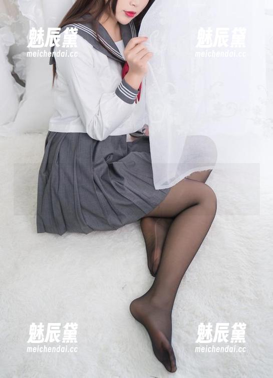 从未见过的优雅：你烨烨白天鹅自拍图包大公开，分享给我吧！