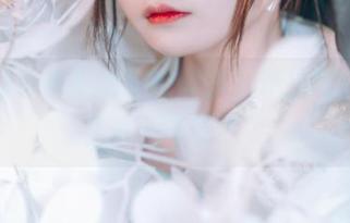 空姐的兔子Zzz不吃胡萝卜精选写真，谁在说‘不吃’？
