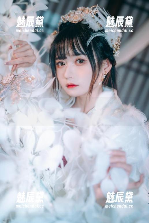 空姐的兔子Zzz不吃胡萝卜精选写真，谁在说‘不吃’？