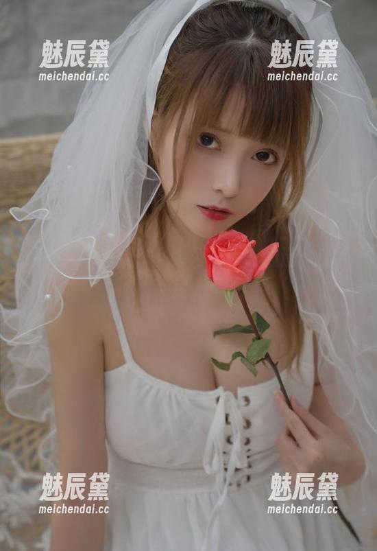 凛子酱的美腿作品大公开——精选，让人手足无措