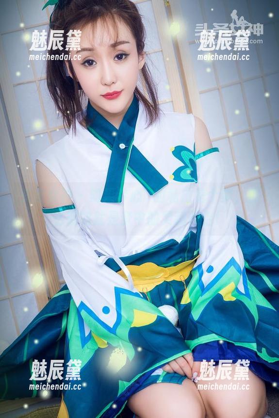 头条女神 - 如果梦心玥的私拍是个梦，那么御姐就是梦中的灵魂伴侣！