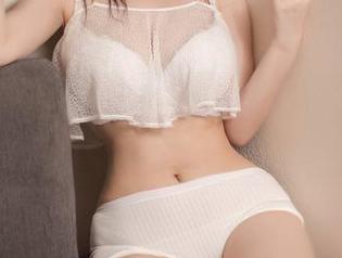 微密圈 – 好H好女杀手的沙发时光:一段私拍图包的轻松放飞时刻!