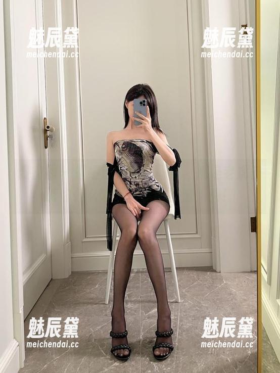 妮是老虎 微密圈 - 超细链条全套图集,妮是老虎告诉你什么才是真正的‘链’头!