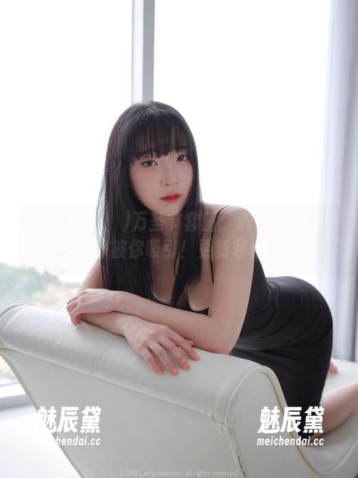 姜仁卿(강인경)万圣节套图：满街都是幽灵，我却被你吸引！更新非你莫属