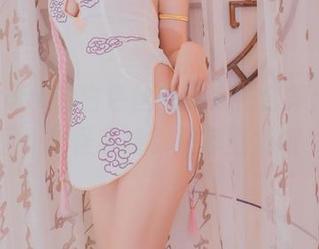 宅夏yoko的白色丝质连衣裙合集：看完后，别怪我给你推荐壁纸哦！