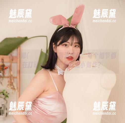 宋哈娜(송하나)旗袍高清作品：每个细节都在打动我，是不是有点小做作？