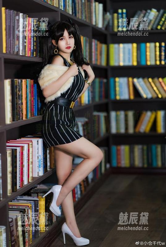 小仓千代w 图库里的甜蜜幻想:小仓千代w最新制服穿搭,忍不住想多瞧几眼!