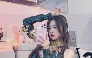 抢眼的兔女郎加长版，小小奶瓶儿的精选，勾起你的小心思