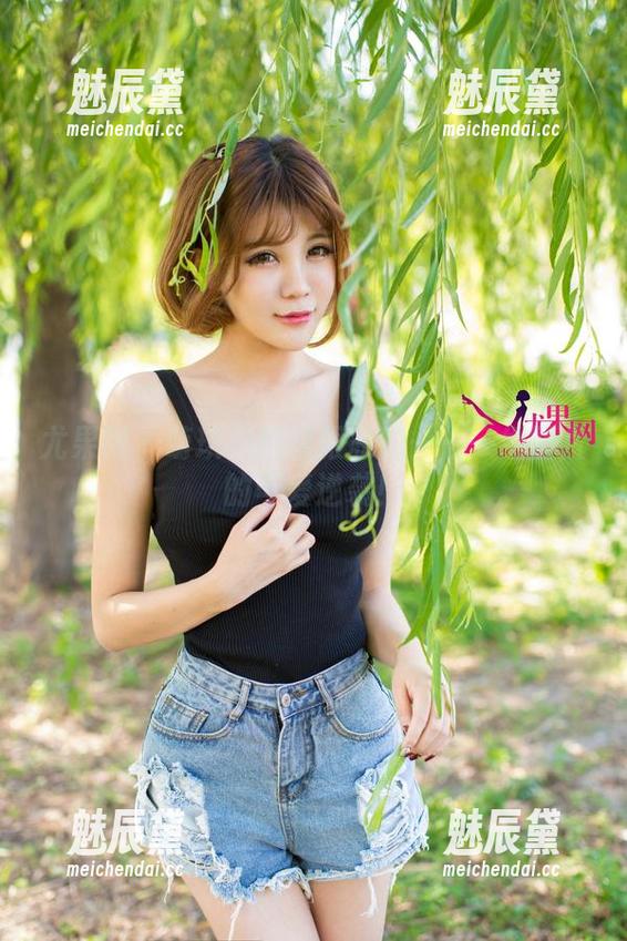 尤果网-萌琪琪 尤果网 - 萌琪琪的制服私拍——一组图片的可爱逆袭!