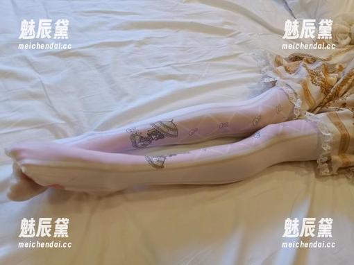 想要个公主抱，不如先欣赏最新图集中的姐姐们！