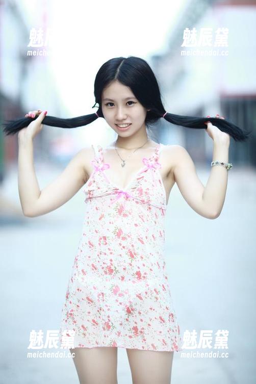 推女神-琪琪qlql 推女神 - 精选琪琪qlql原图,兔女郎青春,性感得让人想一探究竟!
