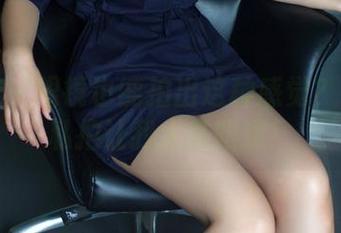 推女郎 – 眼镜也能拍出这种感觉？曾水的私拍让我大跌眼镜！