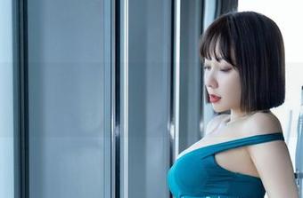 微密圈 – 当果儿Victoria化身女教师:福利写真让所有人都想瞧一瞧