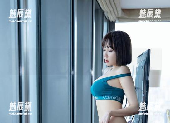 果儿Victoria 微密圈 - 当果儿Victoria化身女教师:福利写真让所有人都想瞧一瞧