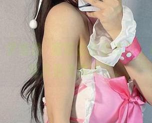 微密圈 – 学姐桃沢樱呀的全套写真，感觉我瞬间从现实逃离了。