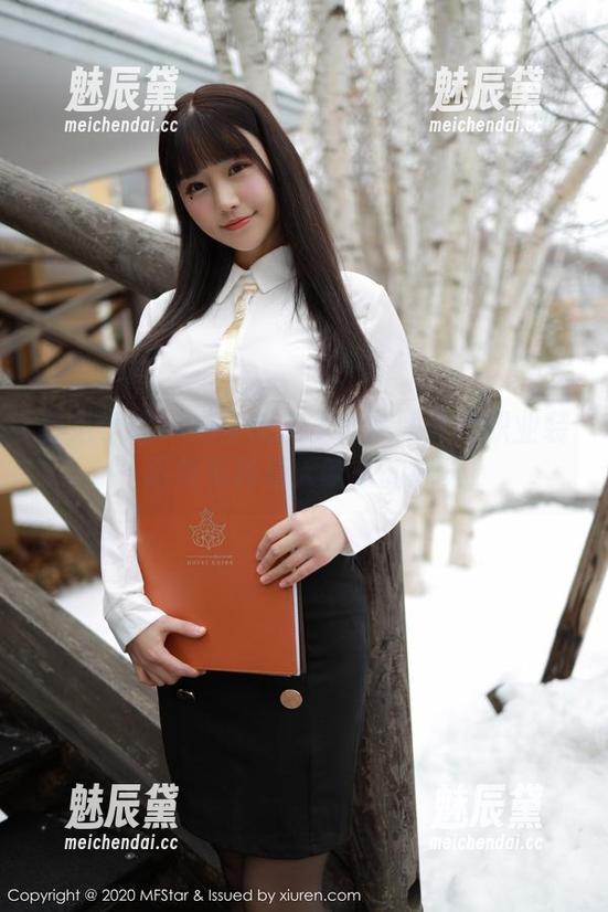模范学院-大美妞儿 模范学院 - 当壁纸遇上大美妞儿的职业装,居然有种春天吹来的感觉!